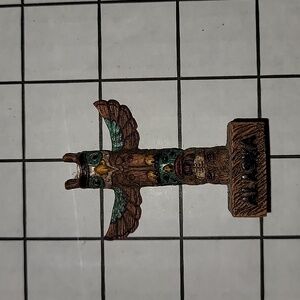 Alaska Totem Pole‎ miniature